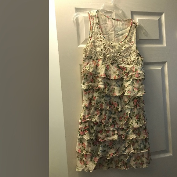 Dress - Picture 1 of 2